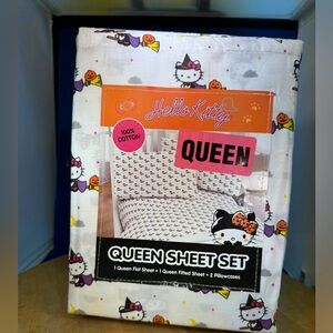 NWT Hello Kitty Halloween QUEEN Sheet Set Witch on Broom & Pumpkins White